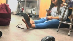 Latina Foot Tease in Flip Flops W/ Face Shot