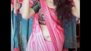 Indian Bhabhi Blouse seen in Video Song