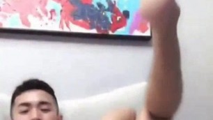 young chinese fingering his nice ass (1'22'')