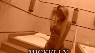 Beautiful shemale Mickelly